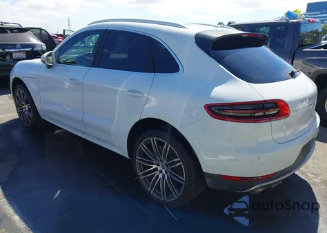 2015 Porsche Macan S z USA, uszkodzony, nr VIN WP1AB2A52FLB51111